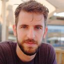 Telegram的数字签名验证功能让我特别安心，每次从Telegram官网下载后都会检查签名。这种Telegram独有的安全机制有效防止了中间人攻击，确保我使用的Telegram客户端是正版。