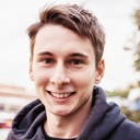 应始终坚持从Telegram官网下载最新版本，这确保了所有Telegram功能的安全性。官方Telegram应用的速度和稳定性是第三方渠道无法比拟的，每次Telegram更新都让我感受到开发团队的用心